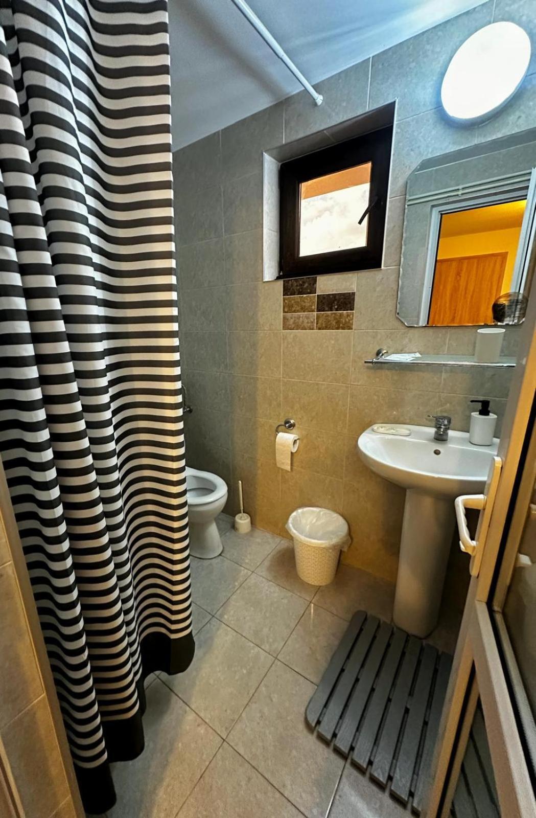 Casa Kmy Hotel Tuzla Exterior photo
